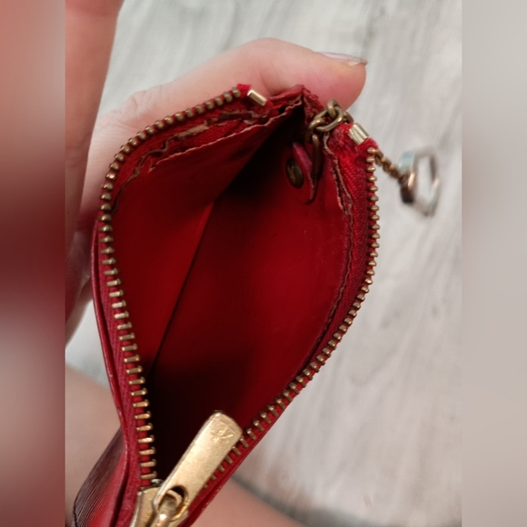 Louis Vuitton Epi Pochette Cles Coin Wallet Coin Case Red Hardware Gold - Picture 12 of 14